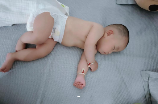 诸暨孕妇肚脐周围发青